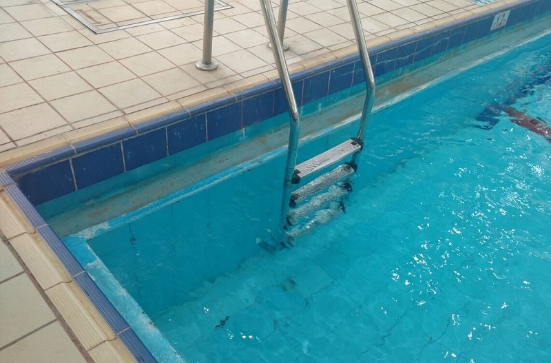 בריכת בית לברון