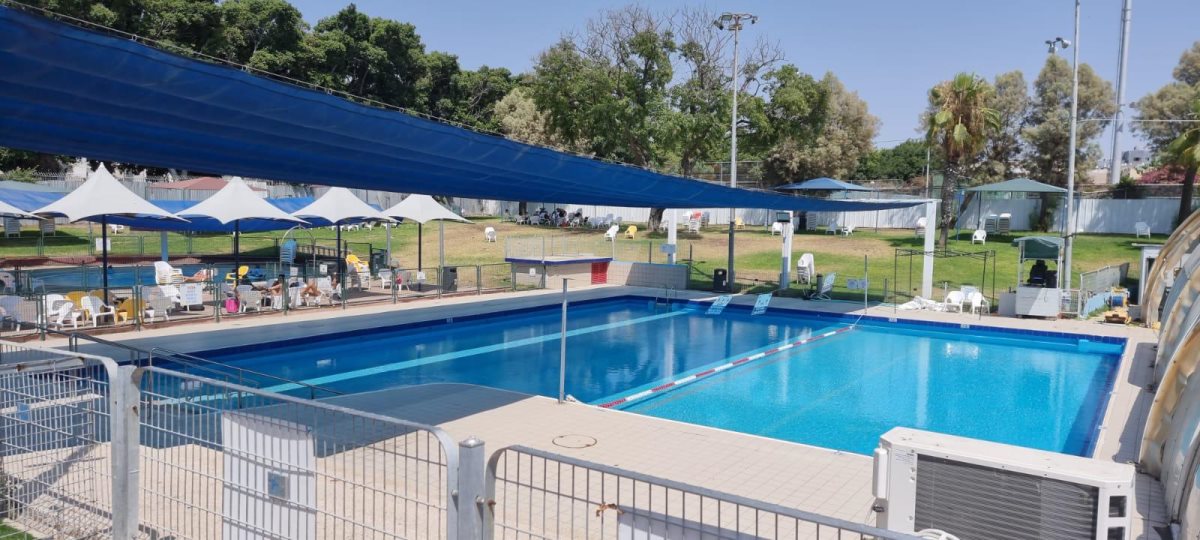 הבריכה הריקה ביום שלישי. צילום באדיבות התושבים