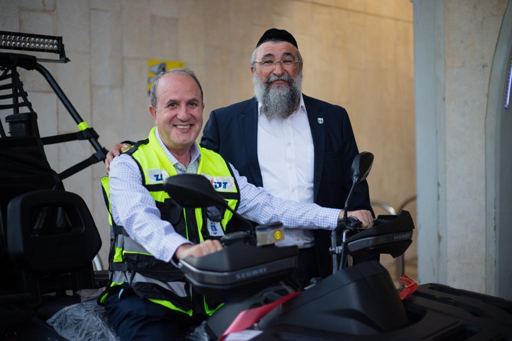 לסרי ודרעי. צילום: שניאור שיף