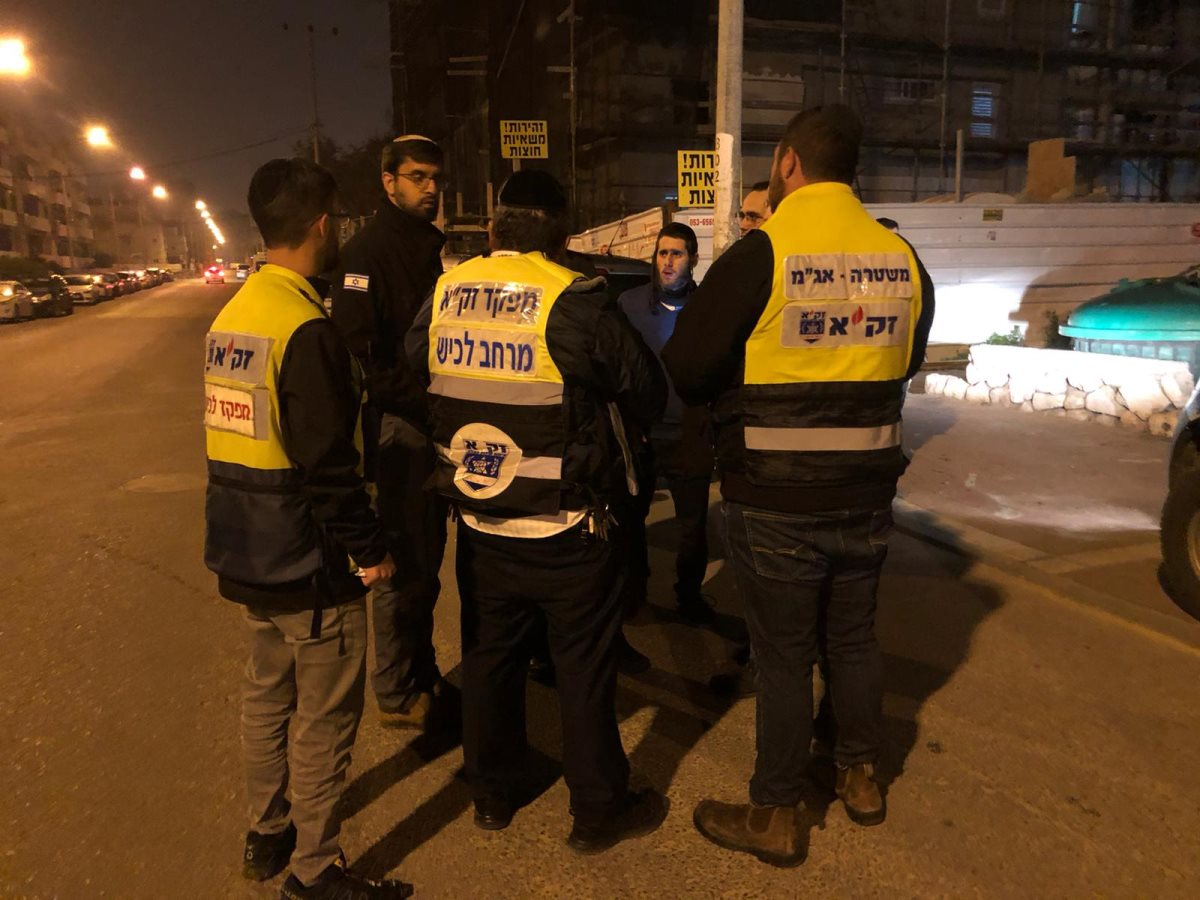 חיםושים אחר נעדרים (צילום: מיכאל דרעי)