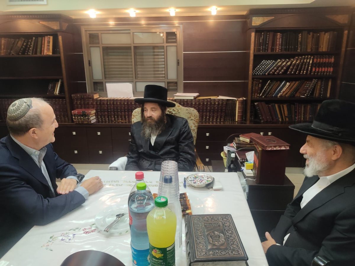 ראש העיר אצל האדמו&quot;ר מפיטסבורג. צילום: משה ויסברג