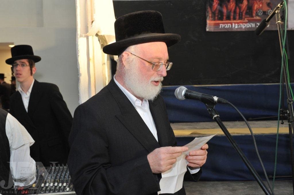 באדיבות המצלם