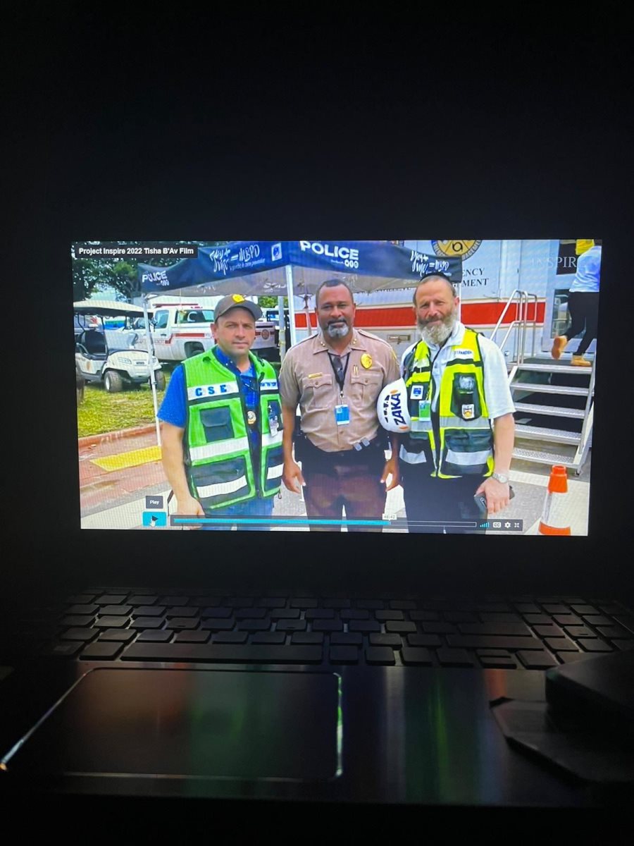 מנתינה לא מפסידים. אלבום פרטי