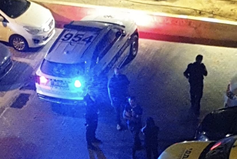 כוחות משטרה בזירה 