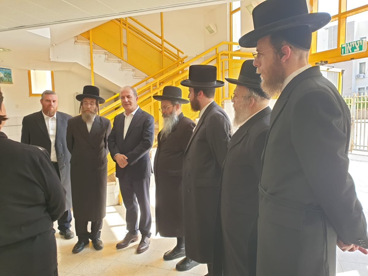 צילום: דף הטוויטר של ישראל כהן 