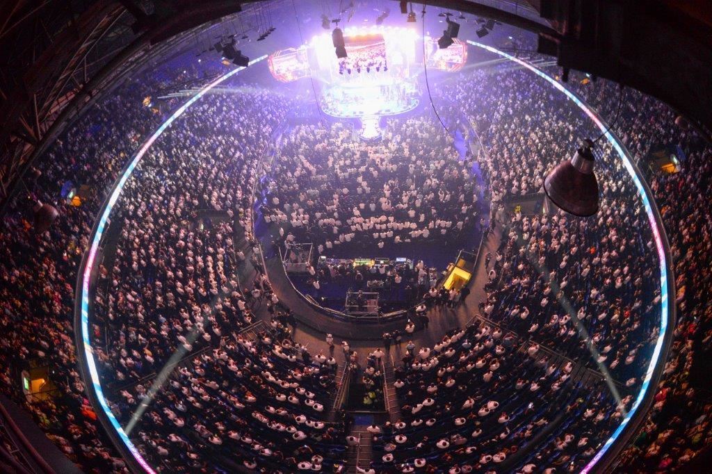 האלפים בכינוס. שוקי לרר