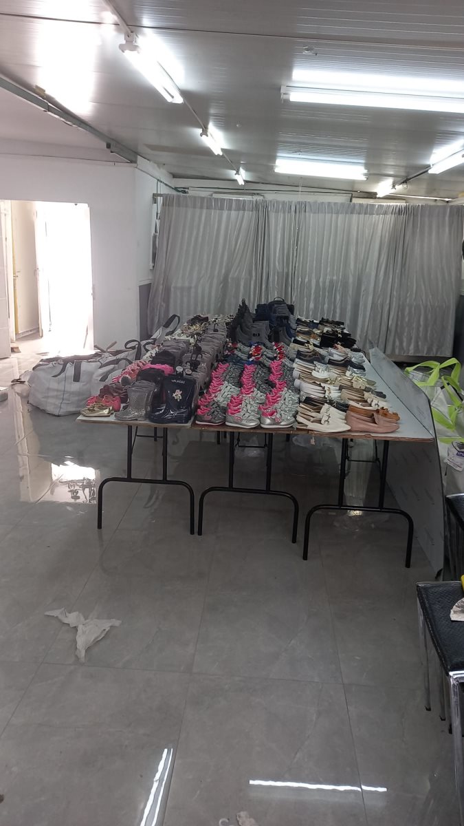 מצוה גוררת. האולם שהוקם ומשמש לפעילויות חסד כמו מכירת נעליים מוזלת