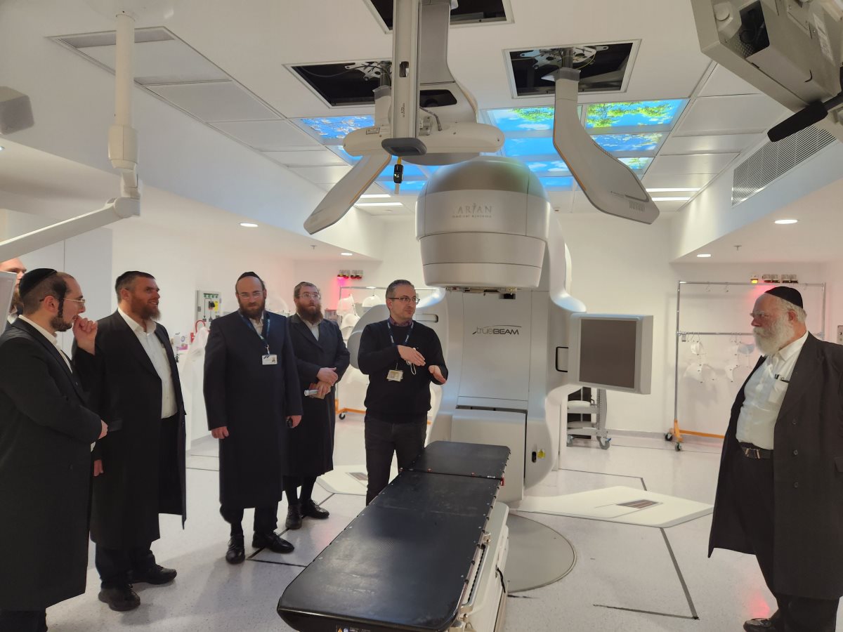 היועצים הרפואיים בסיור בבית החולים &#39;אסותא&#39;. דוברות &#39;אסותא&#39;