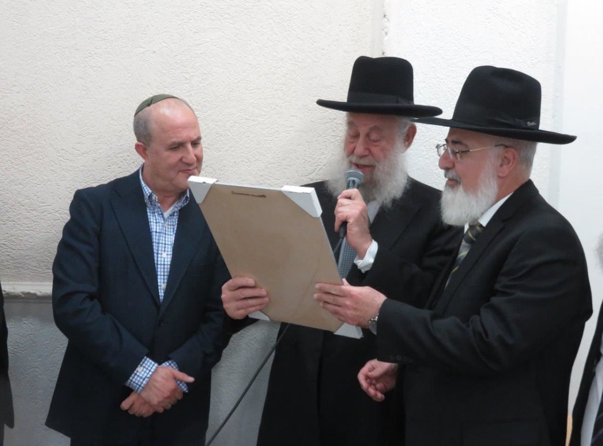 ההבטחה התקיימה. בית הכנסת אושר. הרב שיינין, לסרי ודהן אתמול