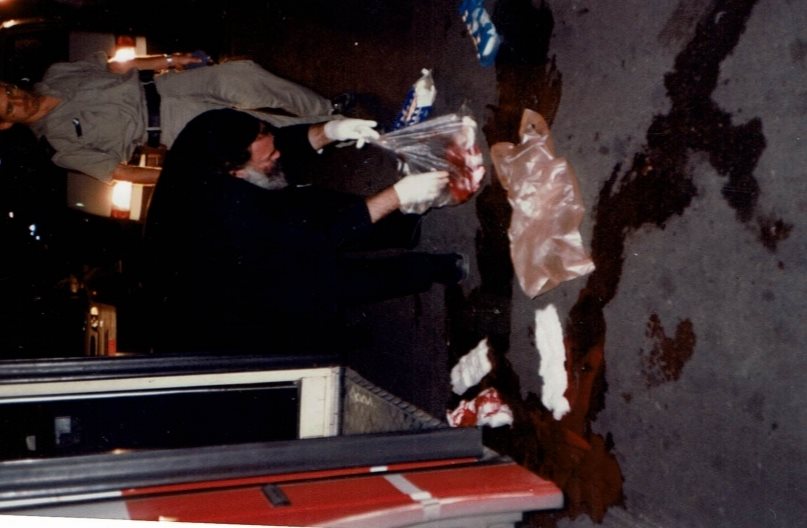 פעילות בזירת תאונה בעיר בימים שלפני עידן זקא. אלבום פרטי