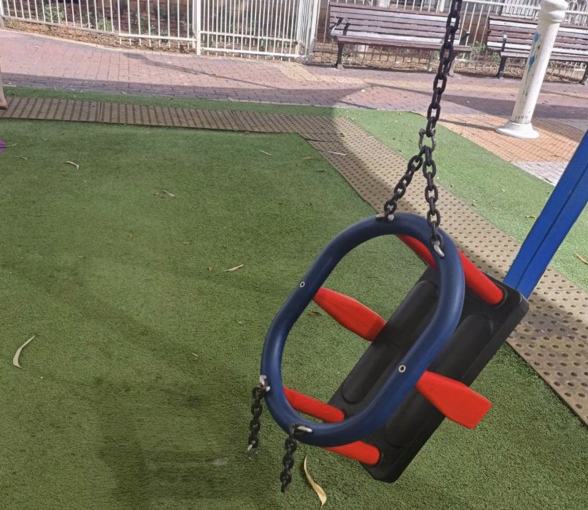 הנדנדה שהתנתקה בפתאומיות 