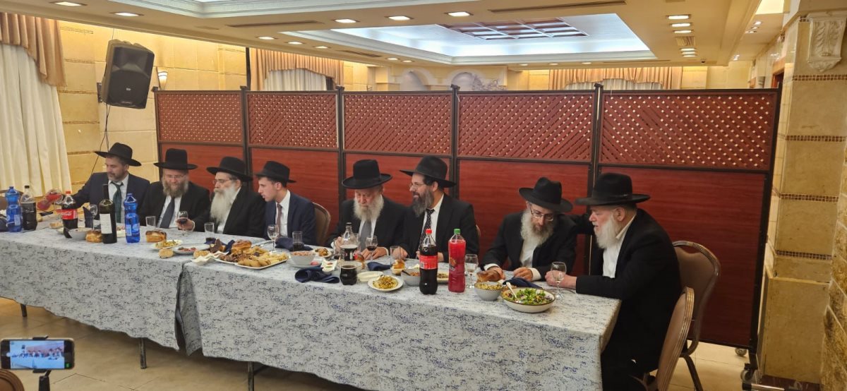 שב הרב צוקר. המצלם