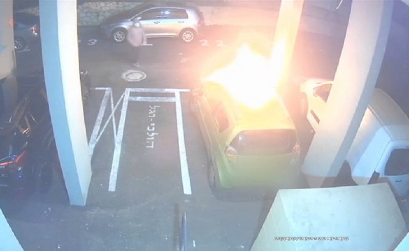 ההצתה - צילום מסך ממצלמות האבטחה