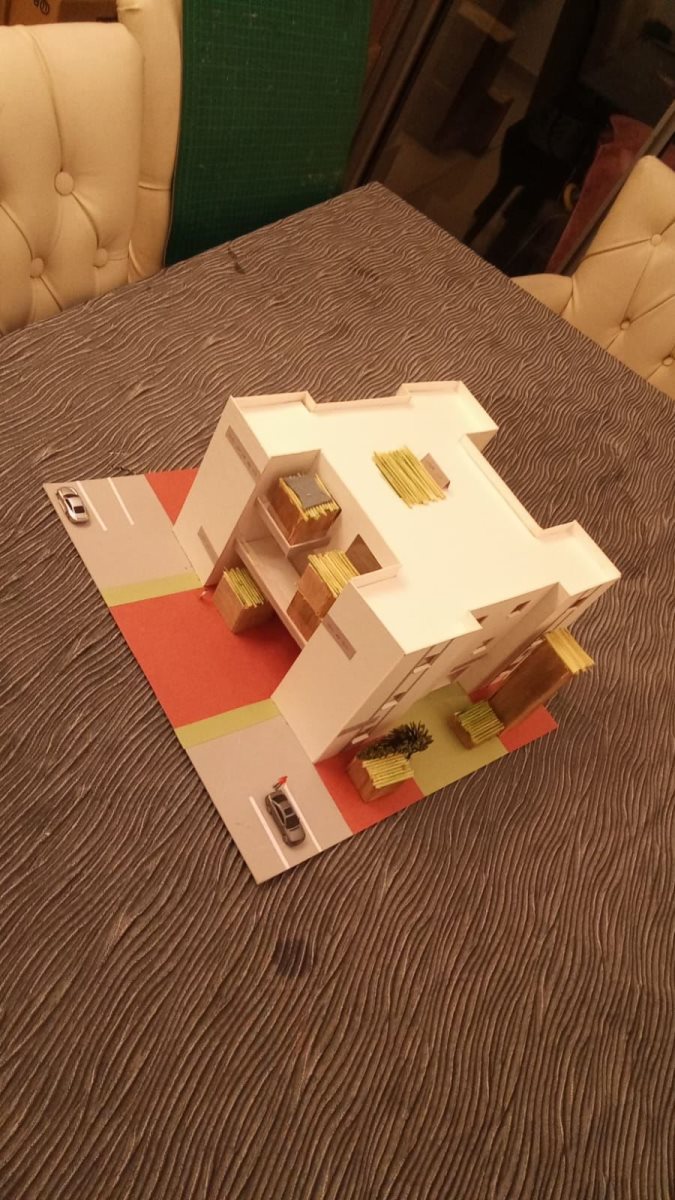 הסוכה שגנבה את ההצגה. משפחת לודמיר