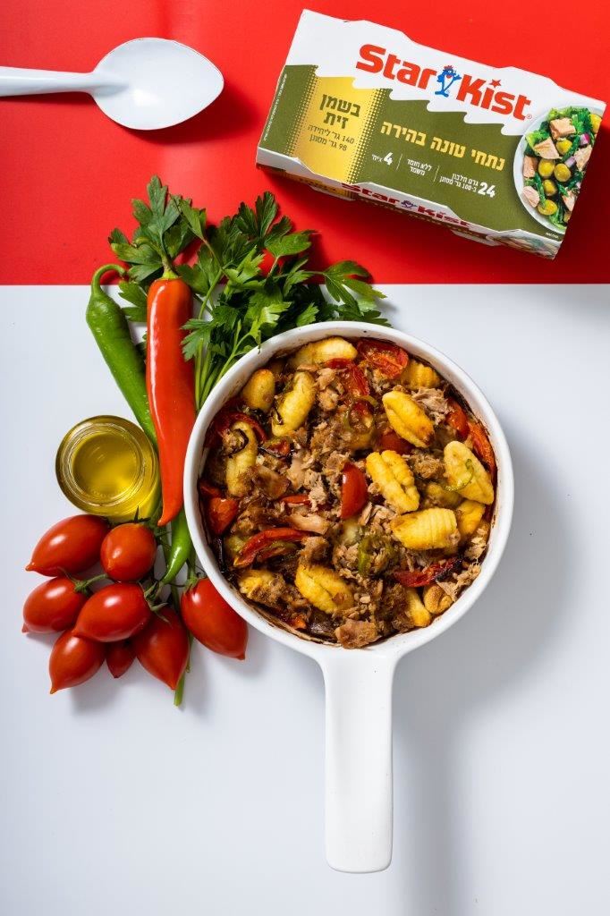 טונה וניוקי. יחצ