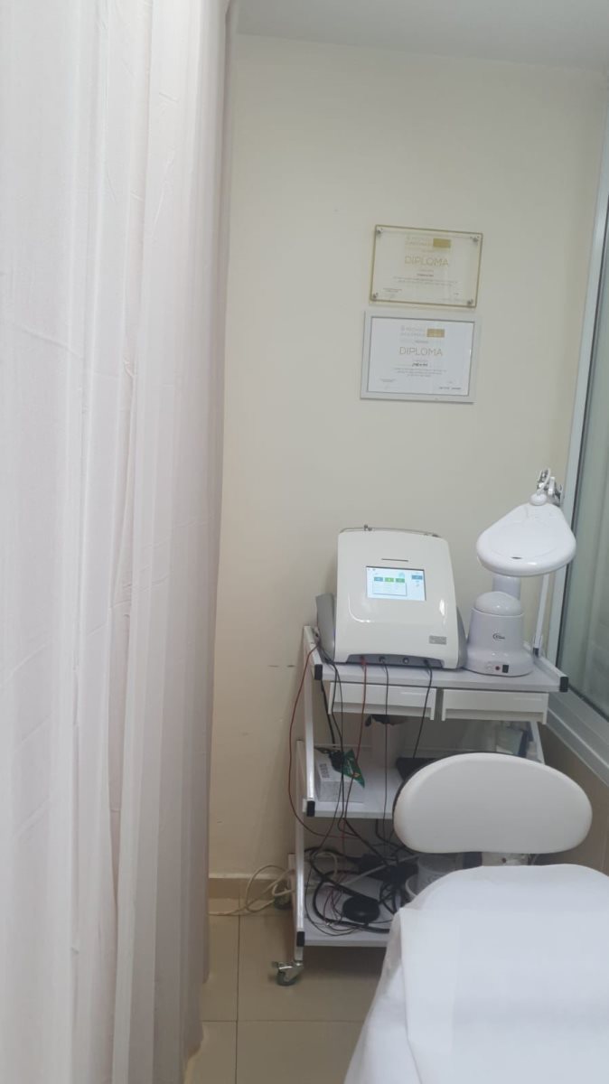 בידיים רכות. מכון יופי ואסתטיקה - זיסי. יח&quot;צ