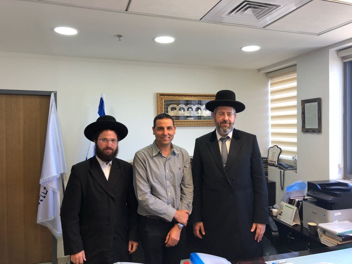 עם הרב הראשי לישראל. אלחנן פרידמן, אלבום פרטי