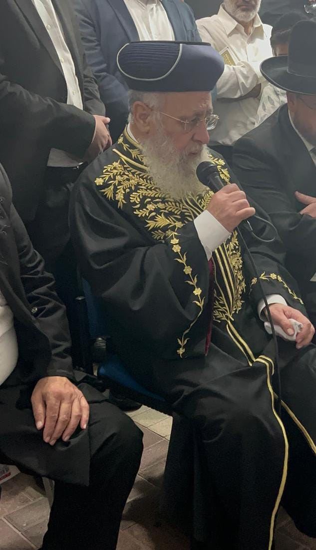 הראשלצ בניחום אבלים אצל משפחת מלול. א' מיכאלי