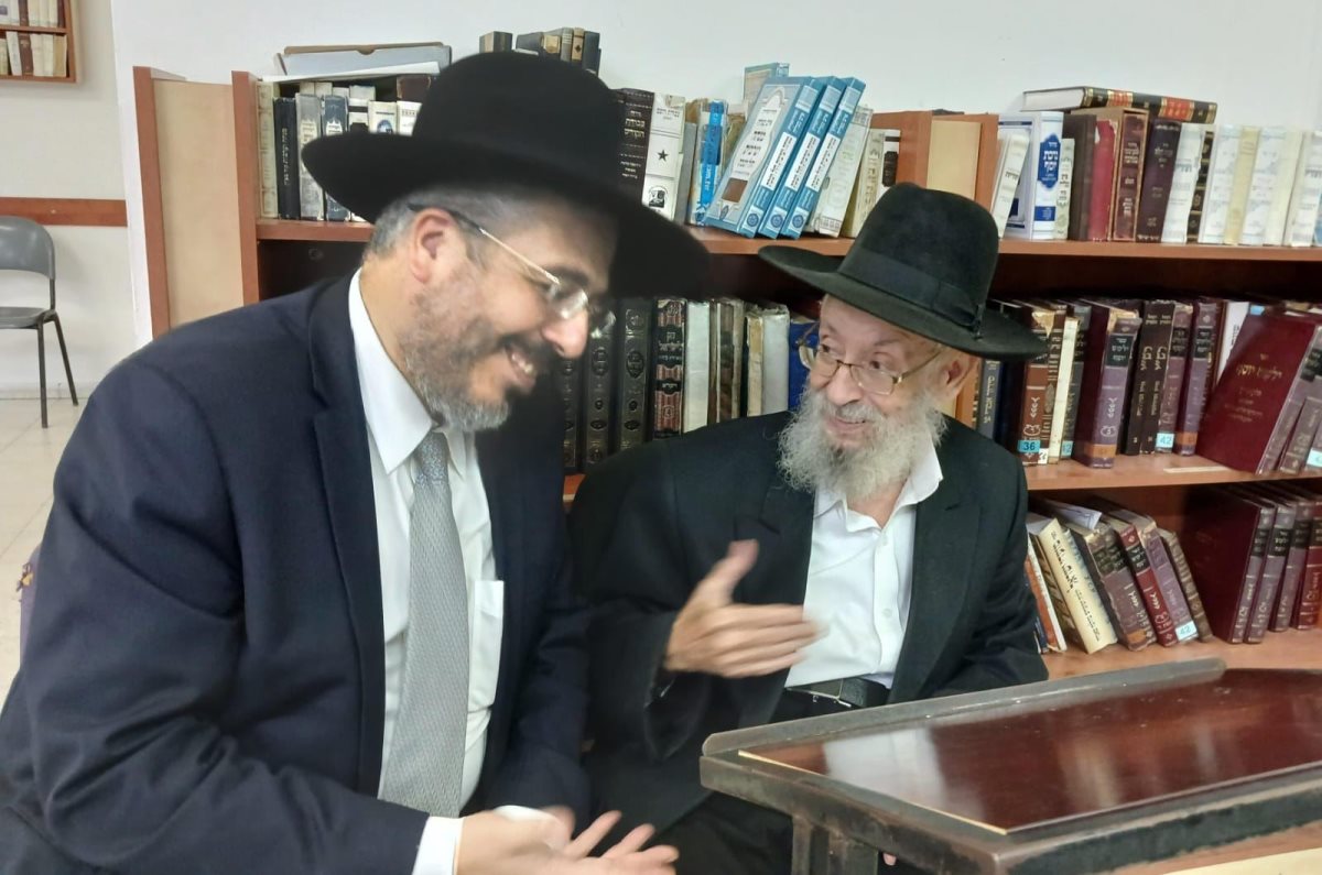 ראש מוסדות קדם מפעליו  אצל הברכת יצחק. א&#39; מיכאלי