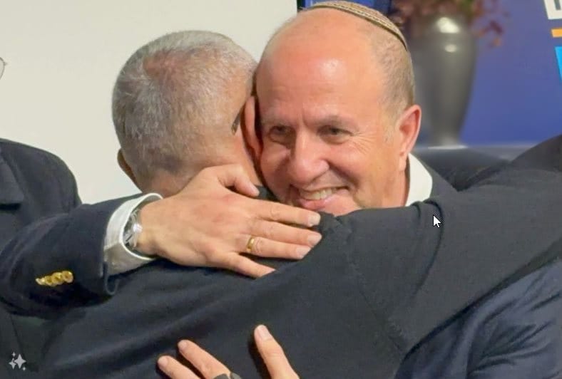 ד&quot;ר לסרי ברגעי נחת