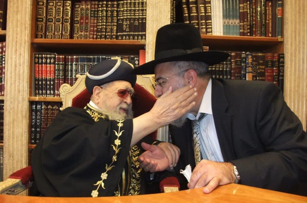 הרב עובדיה דהן אצל הגרע יוסף. א' מיכאלי