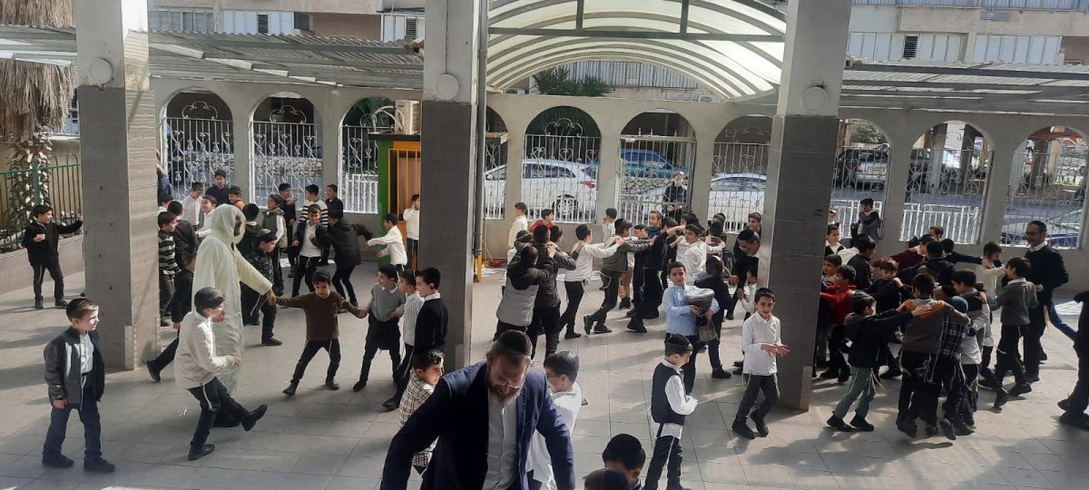 ילדי &#39;מורשה&#39; שמחים ברח אדר. א&#39; כהן