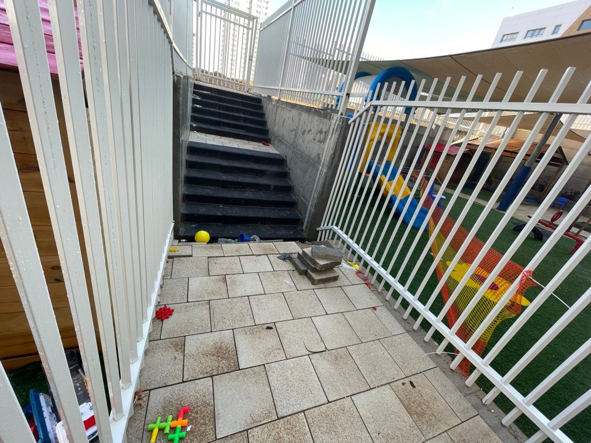 יציאת החירום מהגן