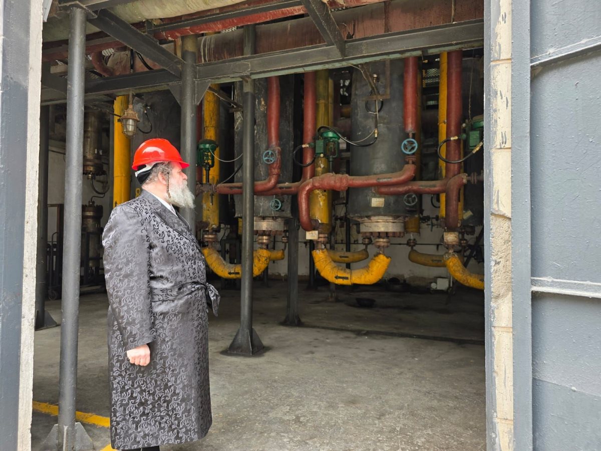 אבד שאץ במפעלים. בדץ שאץ