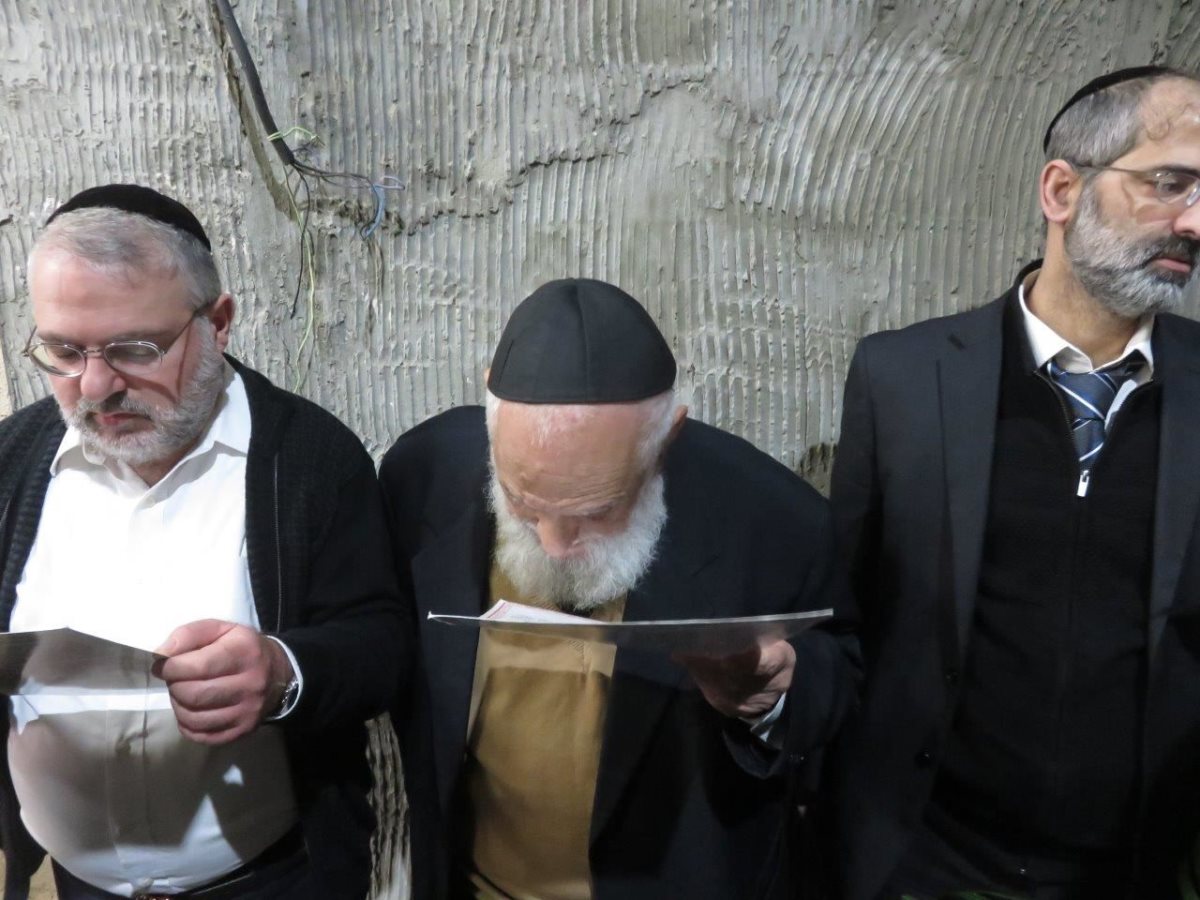 ברכת הלבנה בהריבז. א&#39; מיכאלי