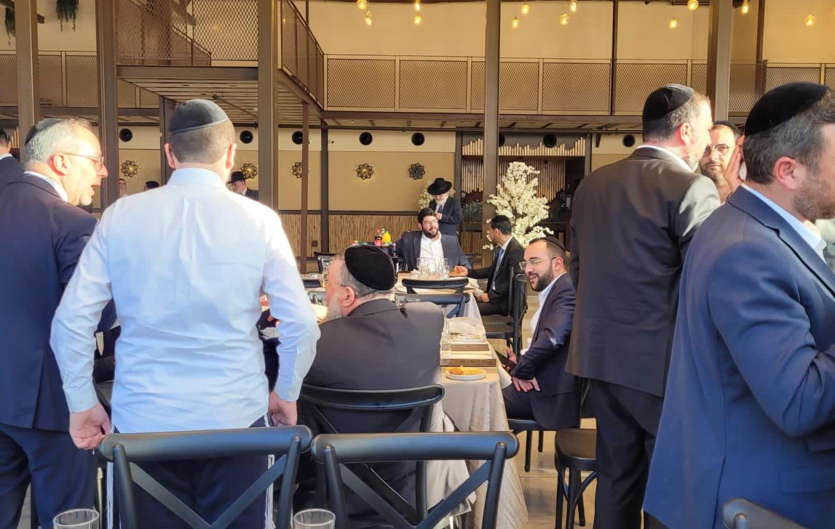 כנס,נציגי שס. א. מיכאלי