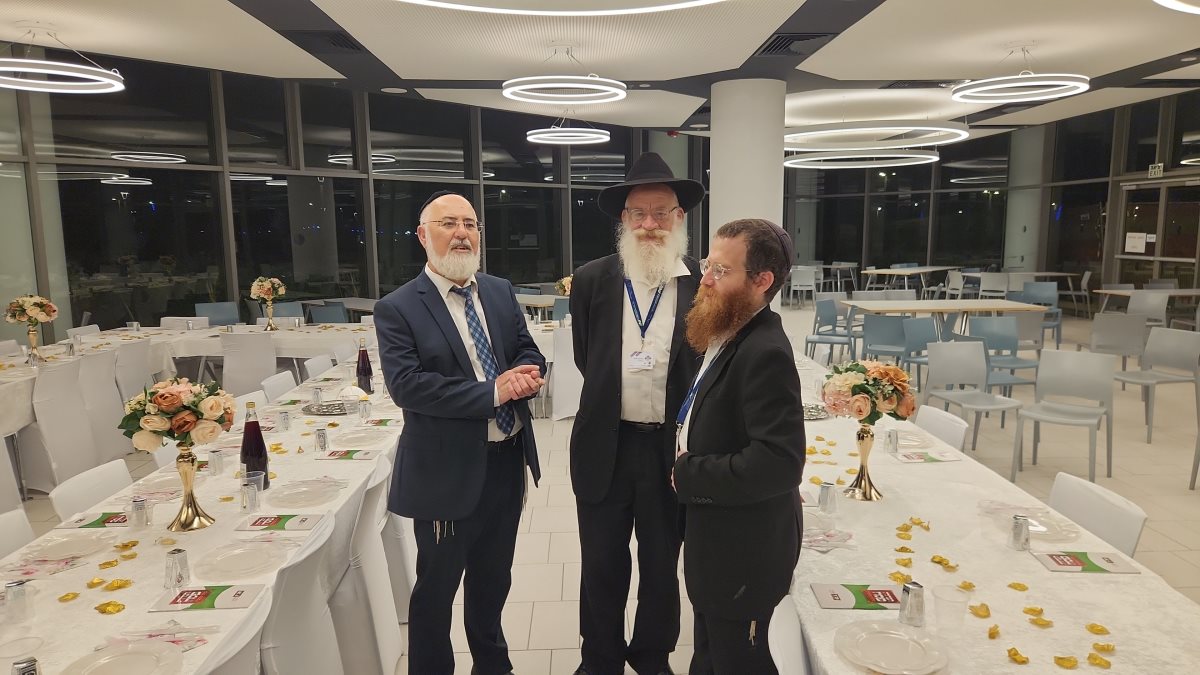 ליל הסדר באסותא. חבד