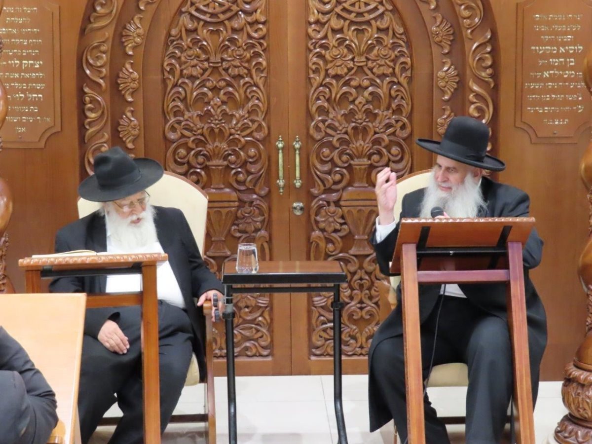 רבי מאיר כהן עם רבי מאיר אבוחצירא בסיטי. מ. מיכאלי