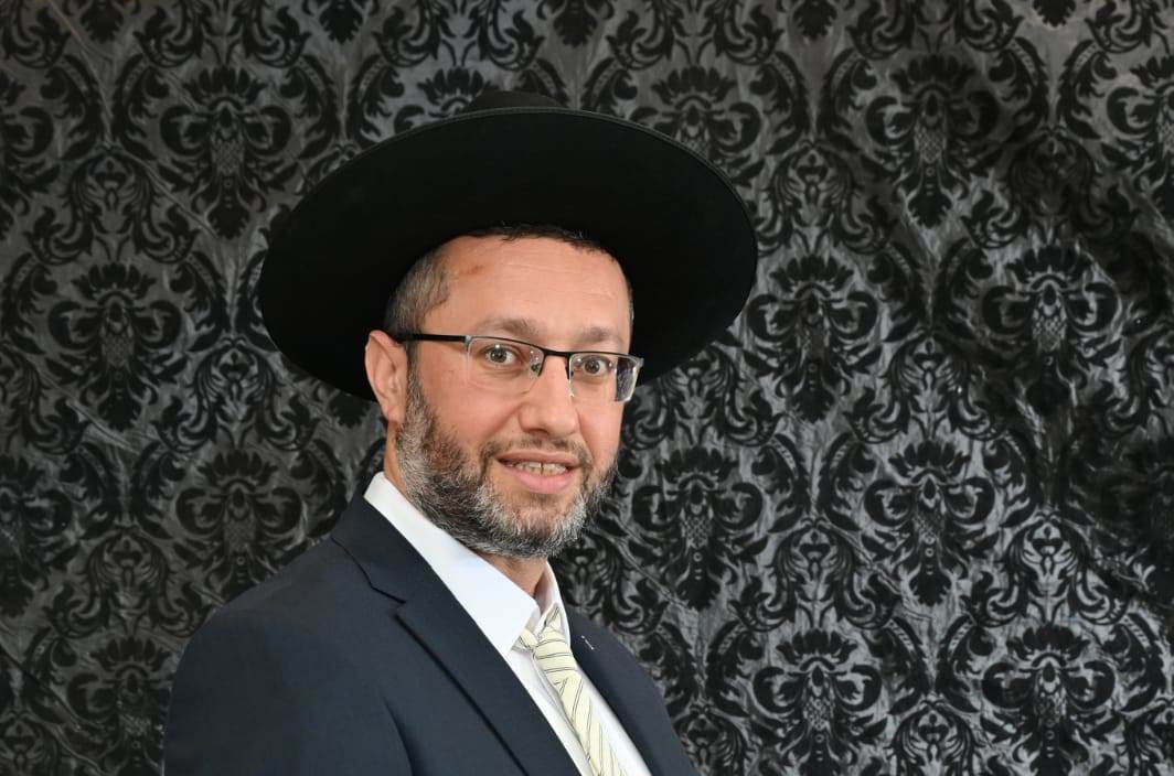 הרב נסים קוגמן. מ. מיכאלי