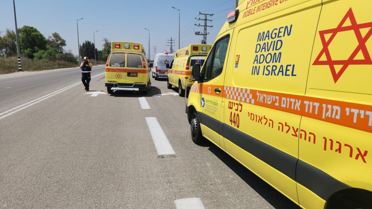 צוותי מד"א בסמוך לזירת ניסיון הפיגוע