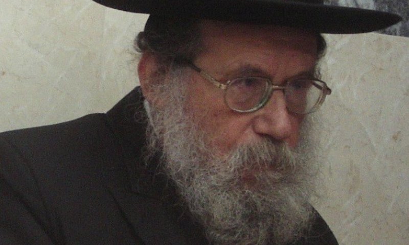 הרב מילשטיין. בחדרי חרדים