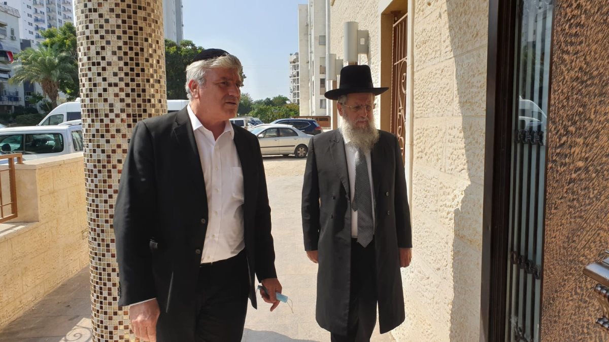 אמסלם עם הגרד יוסף. המצלם