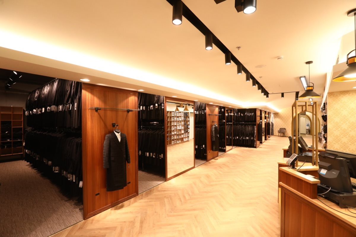 הלבשה מלכותית חסידית. ברודווי