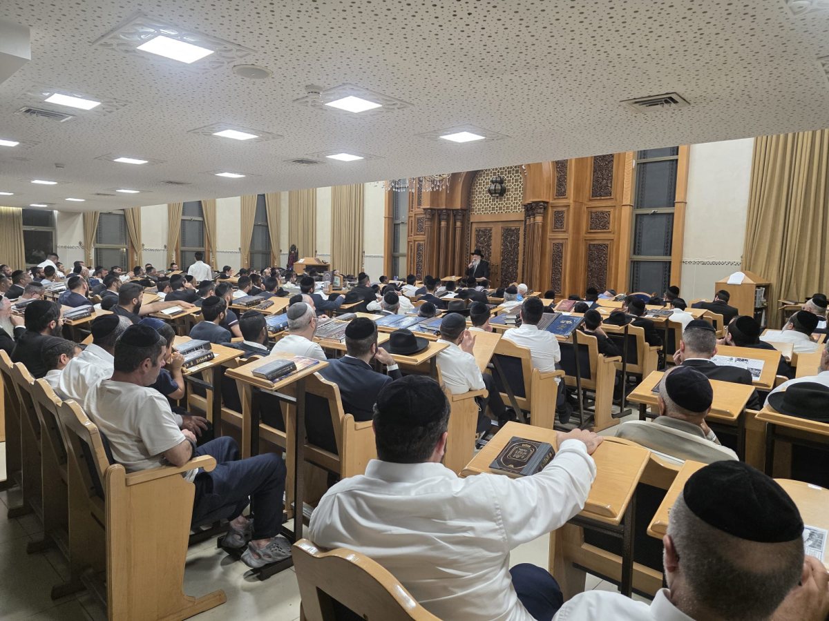 באדיבות המצלם