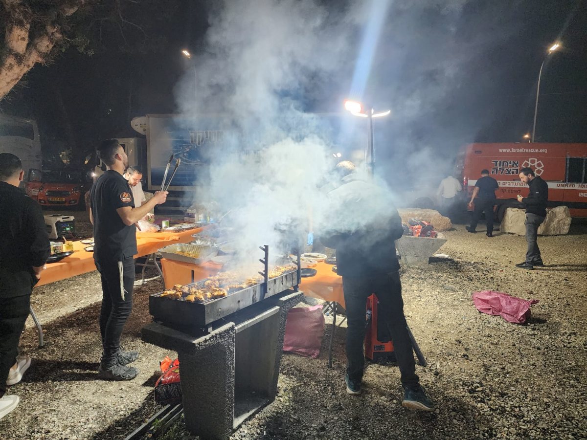 ערב פינוק למתנדבים. איחוד הצלה