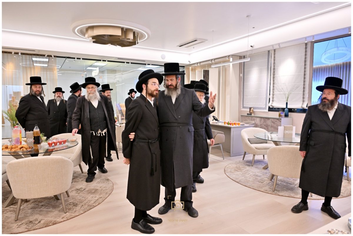 הרב שלום רוקח בלחיים ב'אומברה'. יהושע פרוכטר