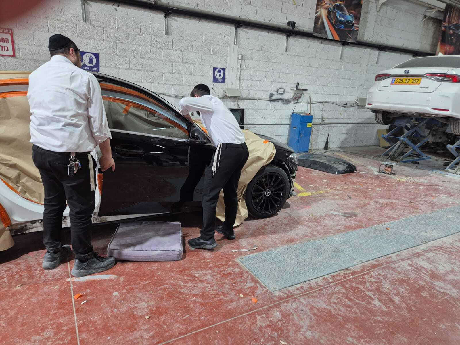 אמנות ממש. מוסך פיליפס