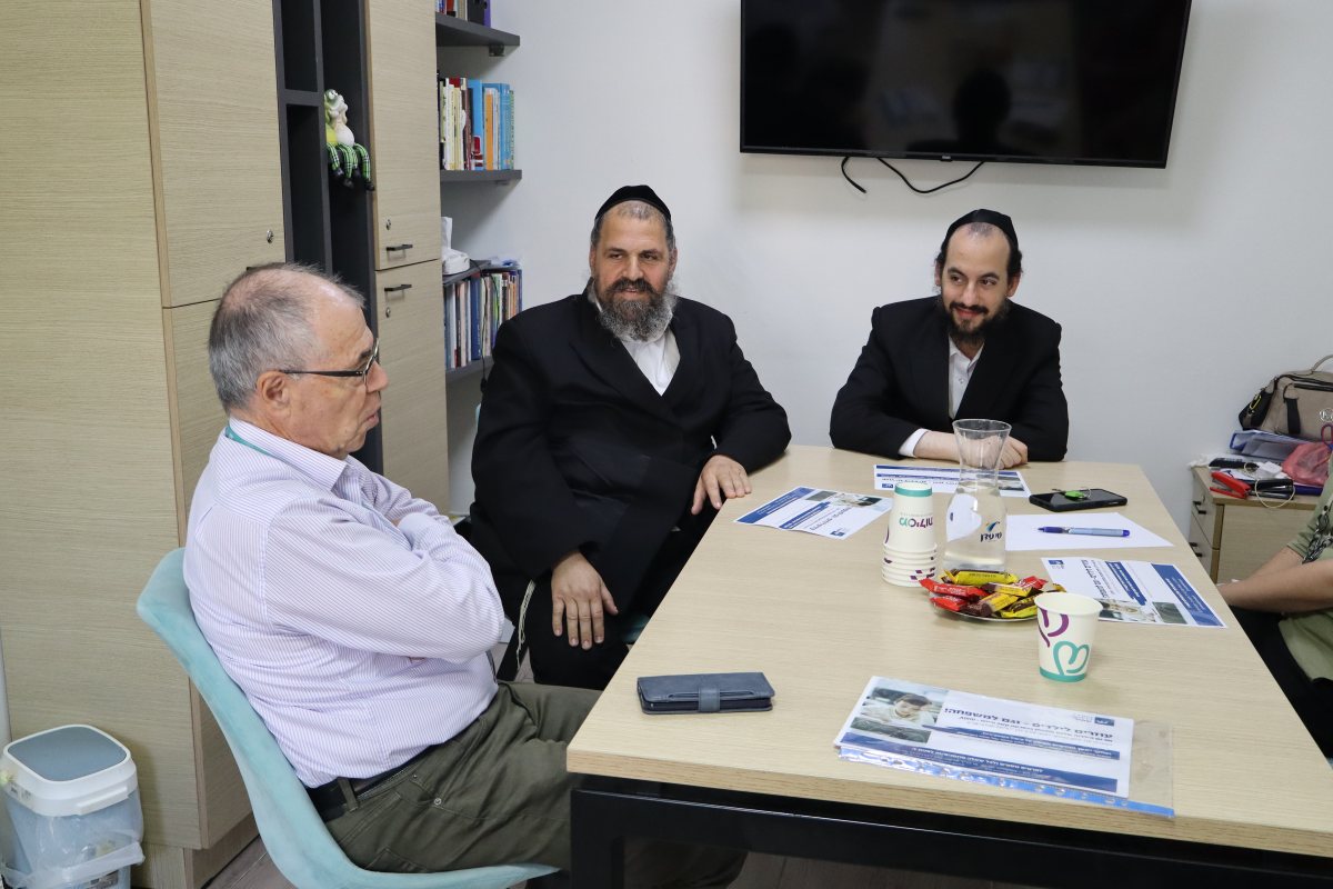 עם הנהלת מסילות