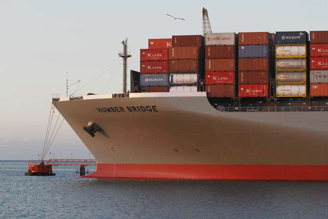 יניב ועקנין. נמל אשדוד