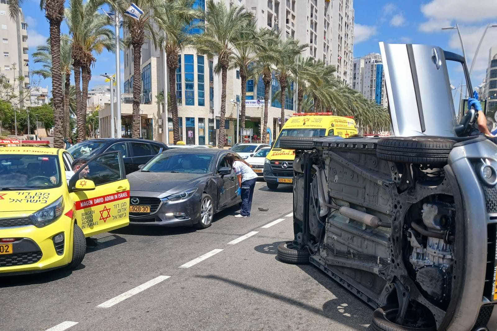 צילום בלעדי לאשדודס שניות אחר ההתהפכות: א&#39; מיכאלי