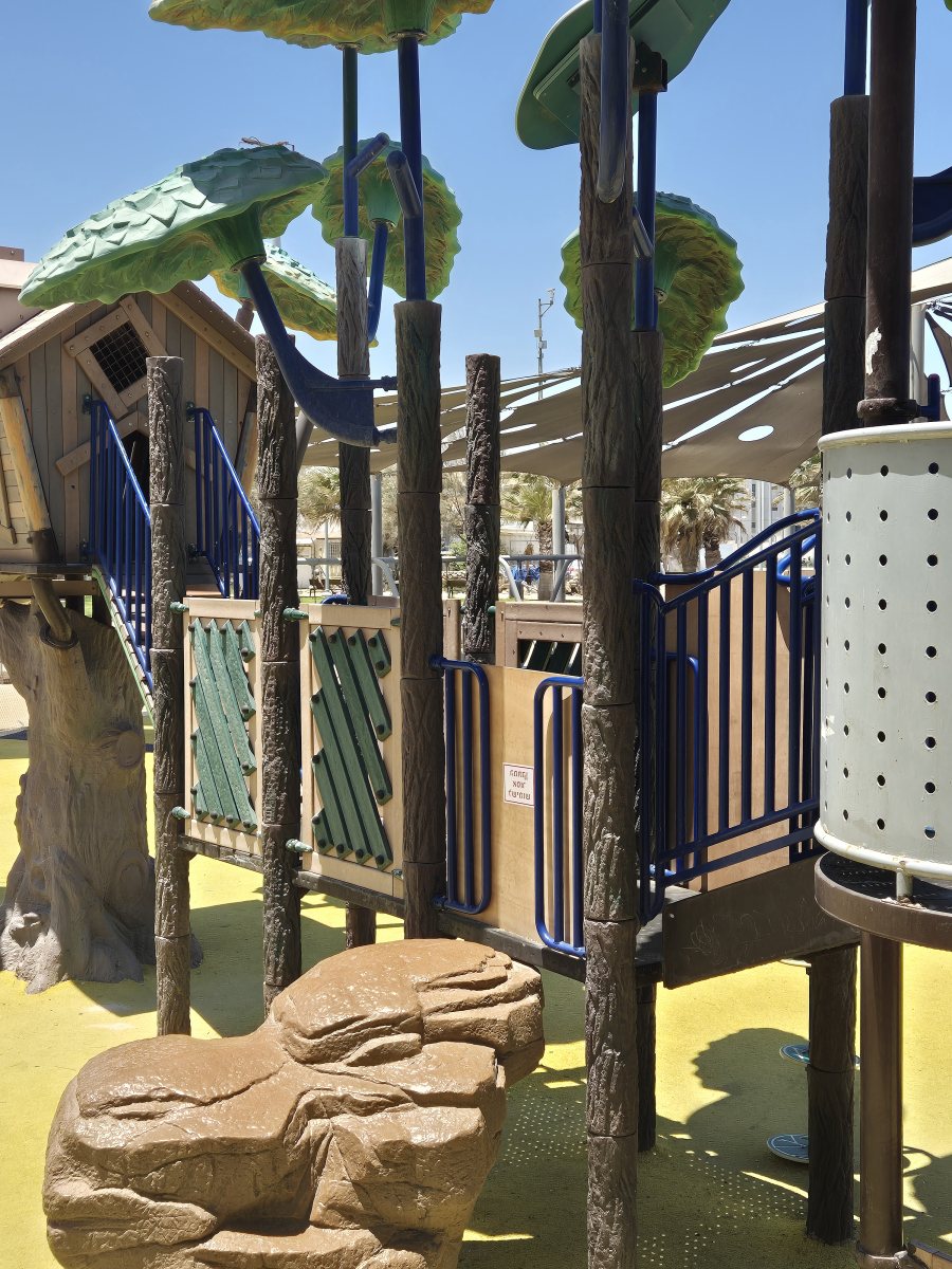 הגשר סגור למעבר