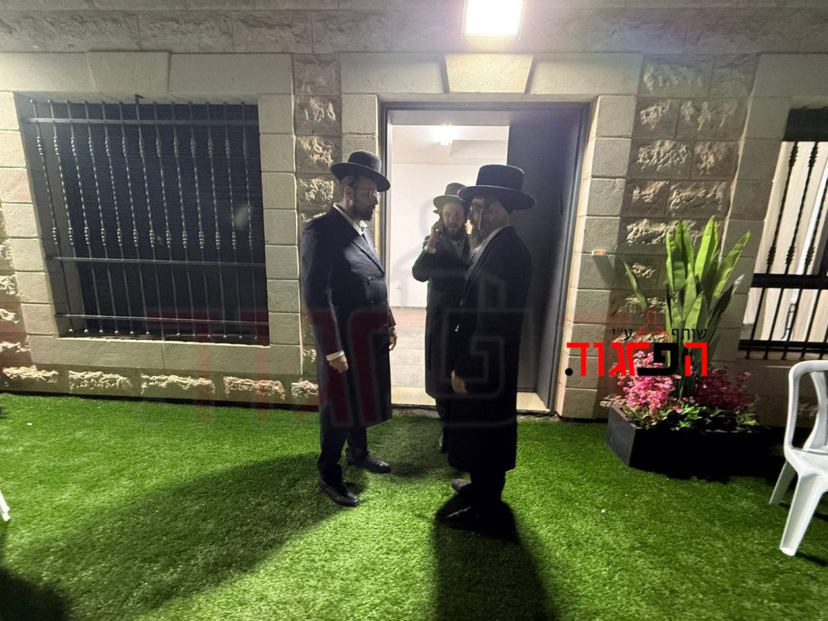 הרב טסלר בפתח פגישת המועצת. פרסום לפי 27א