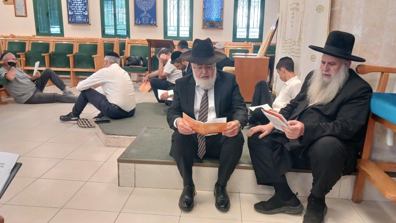 יו&quot;ר המועצה הדתית הרב עובדיה דהן עם רבה של הסיטי רבי מאיר אבוחצירא. צילום: אתר המועצה הדתית