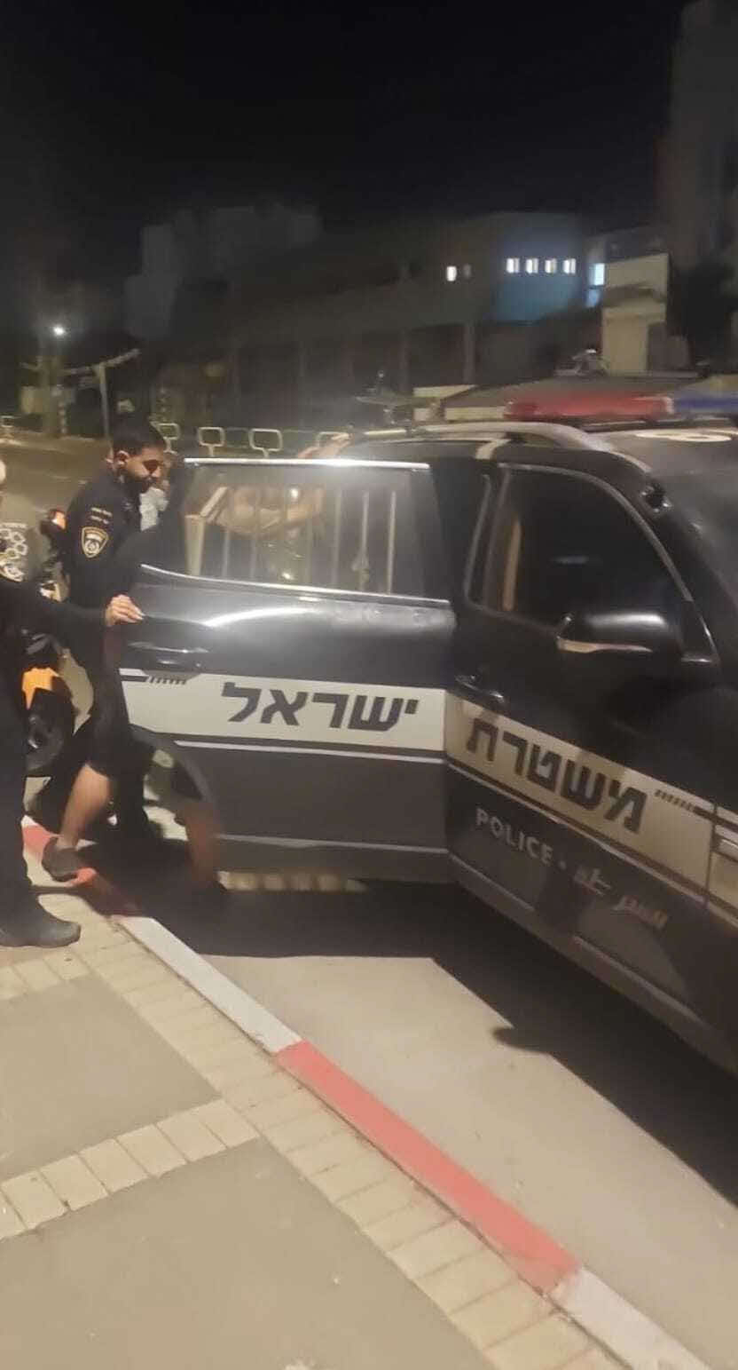 הפורץ נמסר למשטרה. המצלם