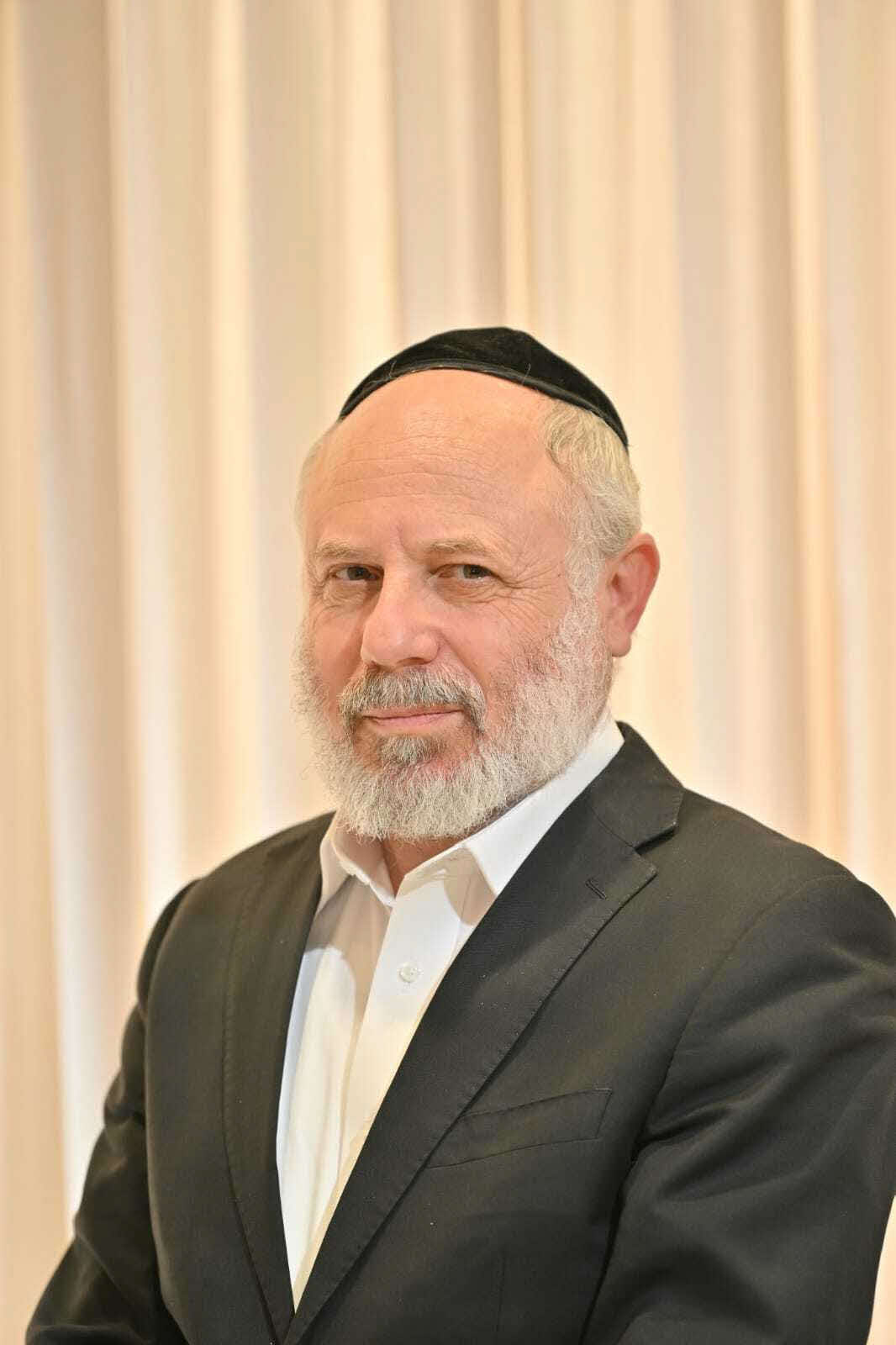 הרב עזרא שור