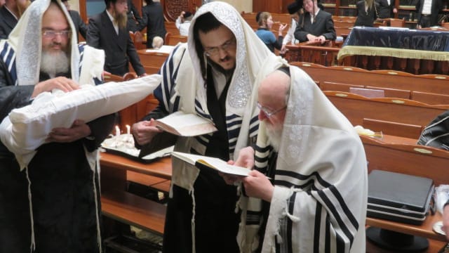 באדיבות המצלם